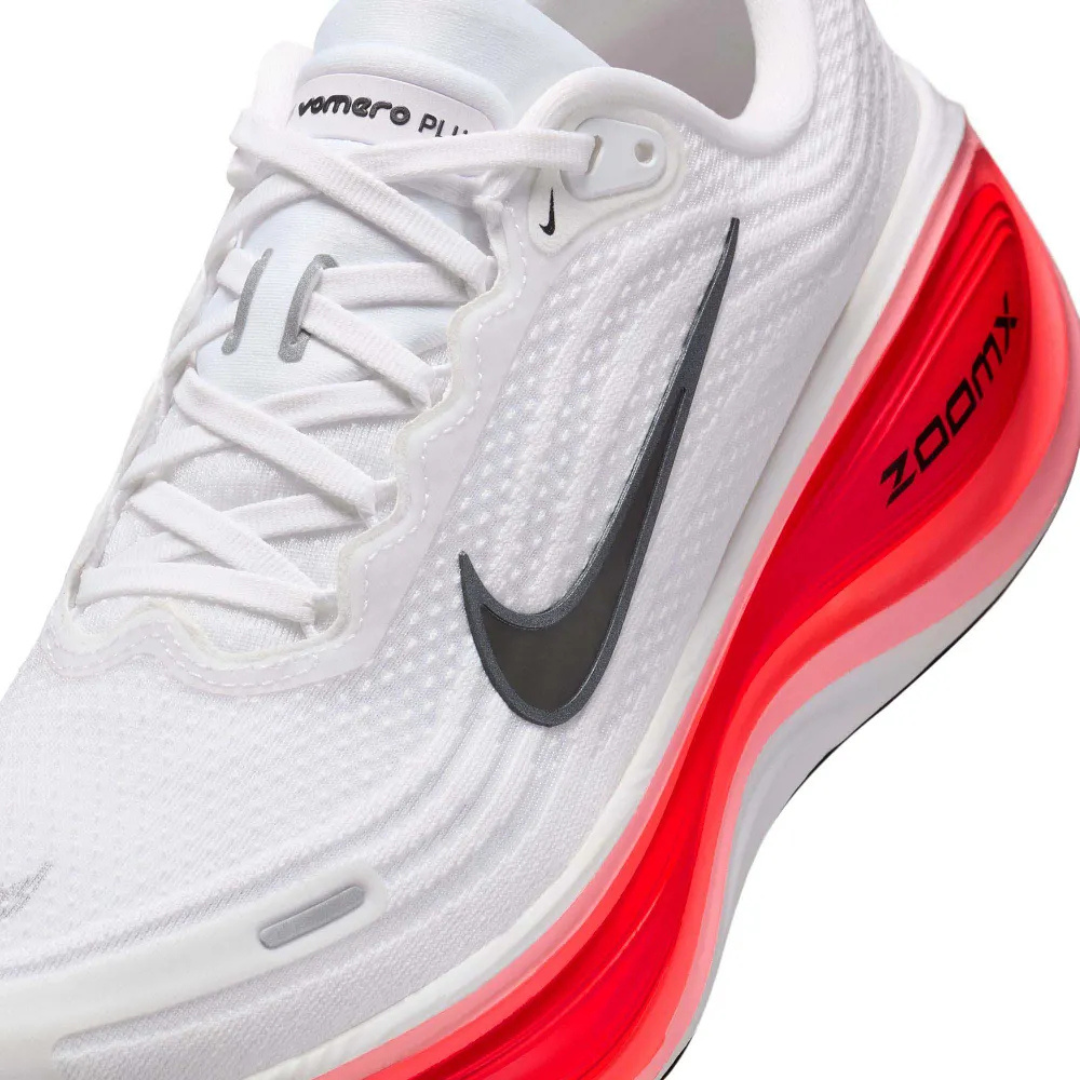 TENIS NIKE VOMERO PLUS+ EDICION IMPERMEABLES MUJER